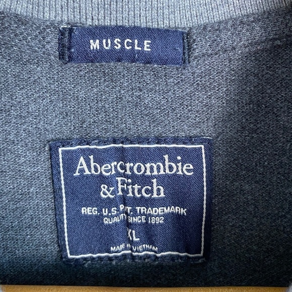 Abercrombie & Fitch Women's Gray Short Sleeve "Muscle" Polo Snap Shirt Size XL - Picture 2 of 11
